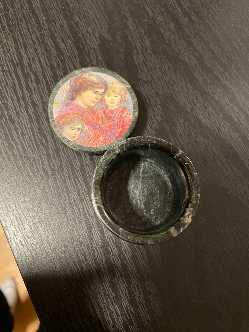 Edna hibel Vintage marble ring or trinket box
